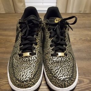 DS Nike Air Force 1's Low